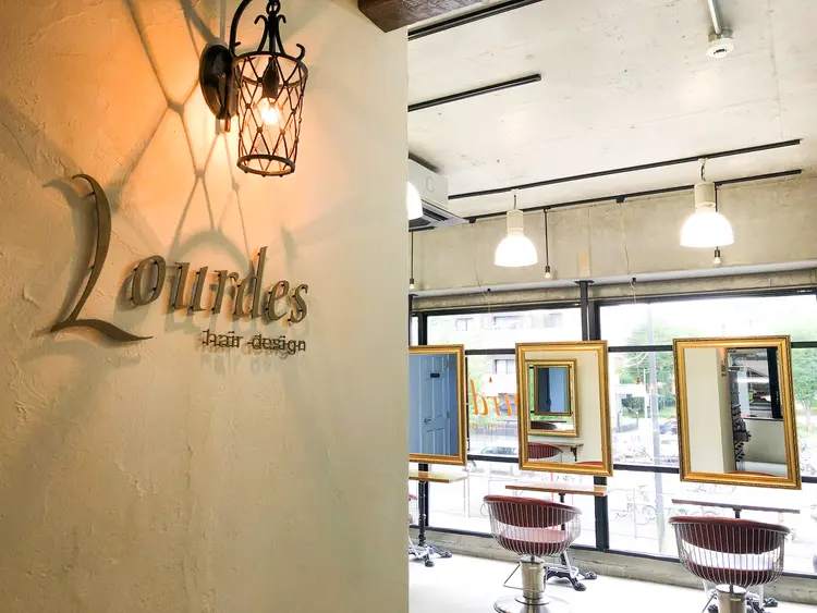 LOURDES HAIR DESIGNの内観・外観1