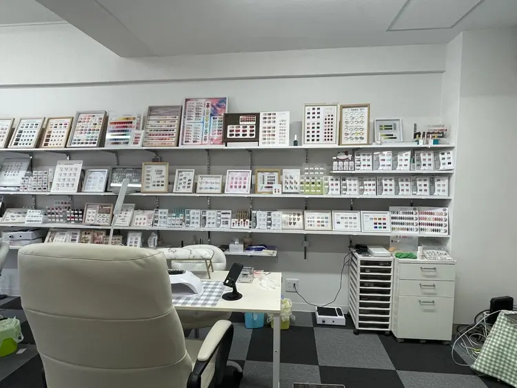nail  salon  AIの内観・外観1