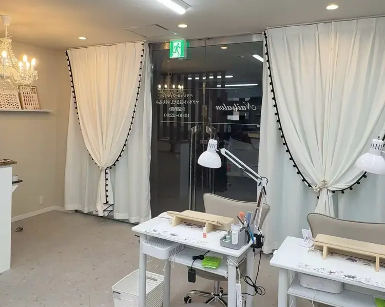Nikoネイルサロン本八幡店の内観・外観1