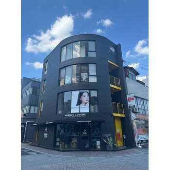 韓国式まつ毛×眉毛専門店 WHITE LASH【ホワイトラッシュ】の内観・外観1
