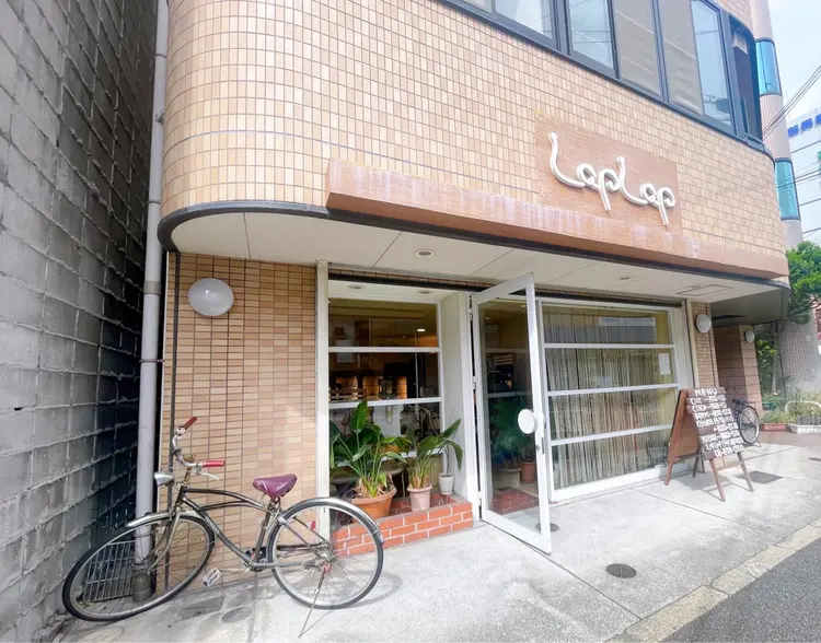 LapLap（ラプラプ）の内観・外観1