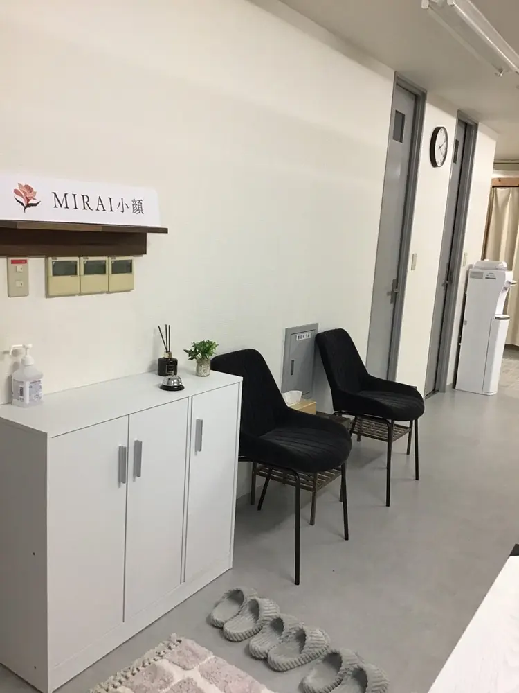 MIRAI小顔 溝の口店の内観・外観1