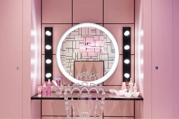 HOLOGRAM EYELASH EBISUの内観・外観3
