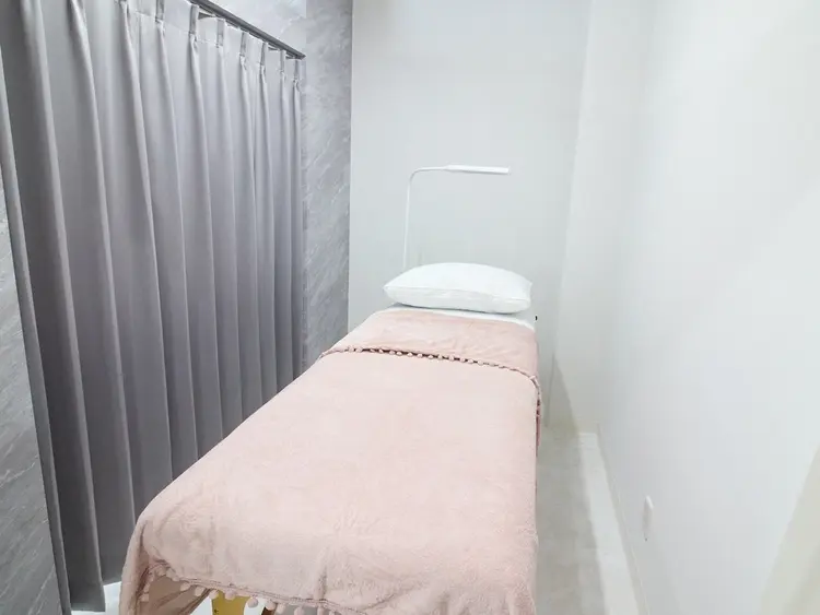 PLATINUM DOLL心斎橋店の内観・外観3