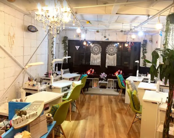 queen nailsalonの内観・外観3