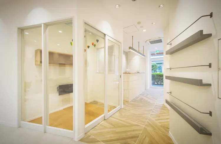EARTH 武蔵小山店の内観・外観1