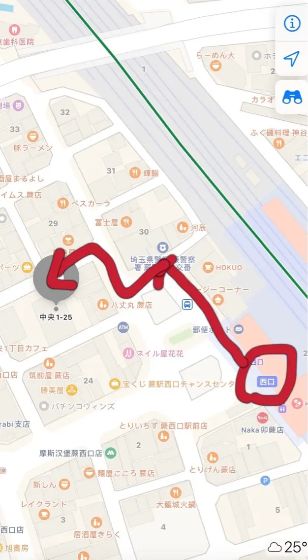 INF•ネイルの内観・外観1