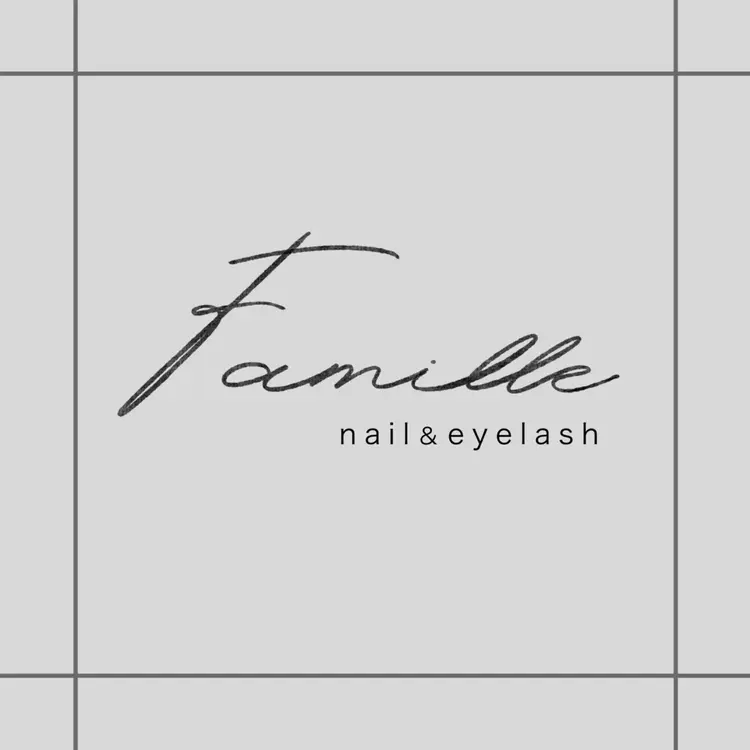 nail&eyelash Famille新宿西口店の内観・外観1