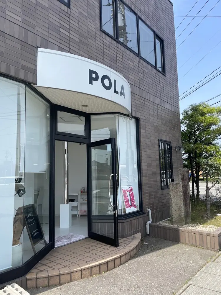 POLA salon Chocoの内観・外観1