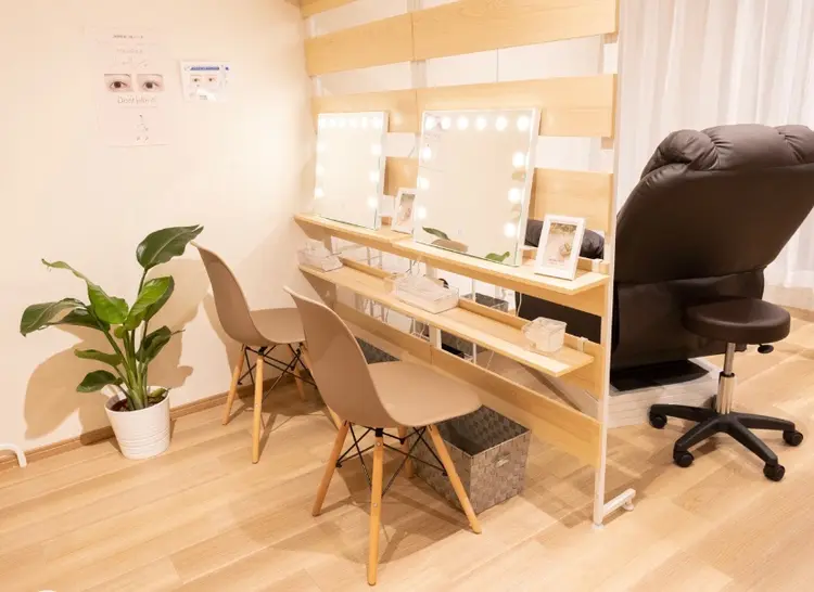 Eyelash Salon Mian本八幡店の内観・外観1