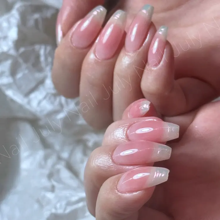 JulyNailの内観・外観1