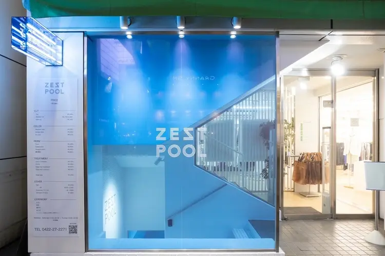 ZEST    POOL店の内観・外観1