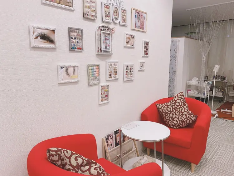 TinaNailSalonの内観・外観2