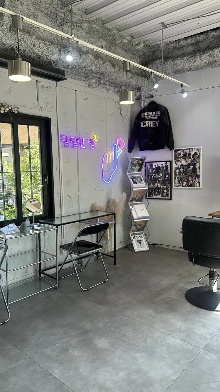 LUAU Aoの内観・外観2