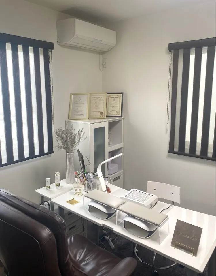 mahana nailの内観・外観1