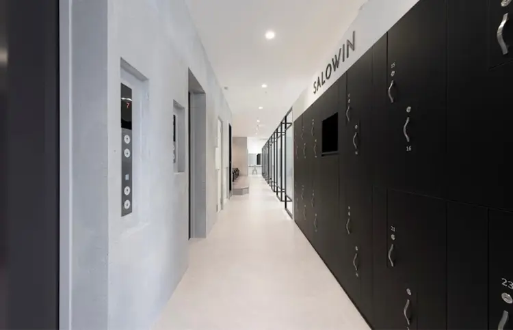 SALOWIN 名古屋名駅店の内観・外観2