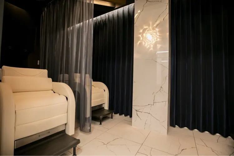 ORO千里山店の内観・外観2