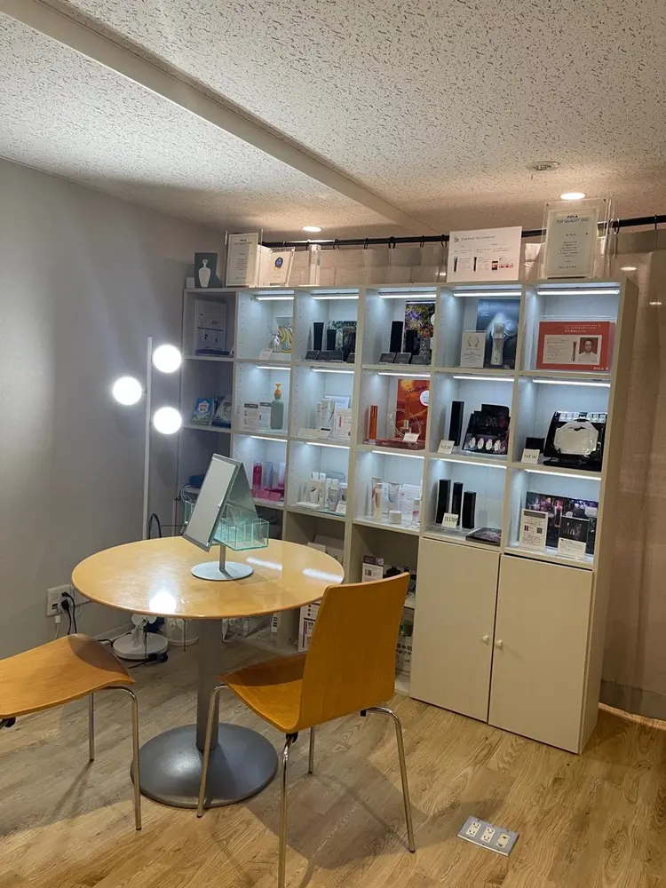 POLA南大通店の内観・外観2