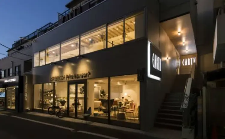 HAIR&MAKE EARTH 表参道店の内観・外観2