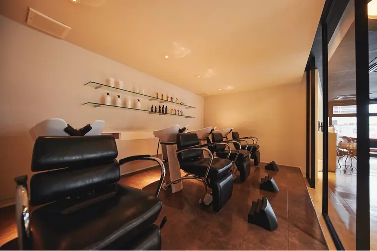 Hair make luxtzの内観・外観3