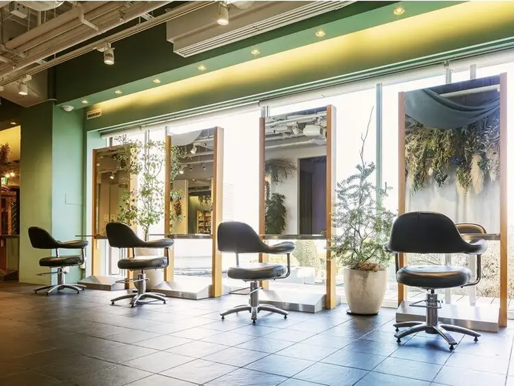 tricot shop＆hair salonの内観・外観2