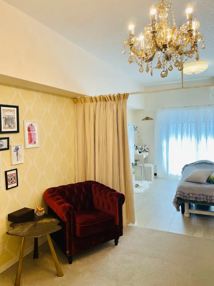 Knineの内観・外観1