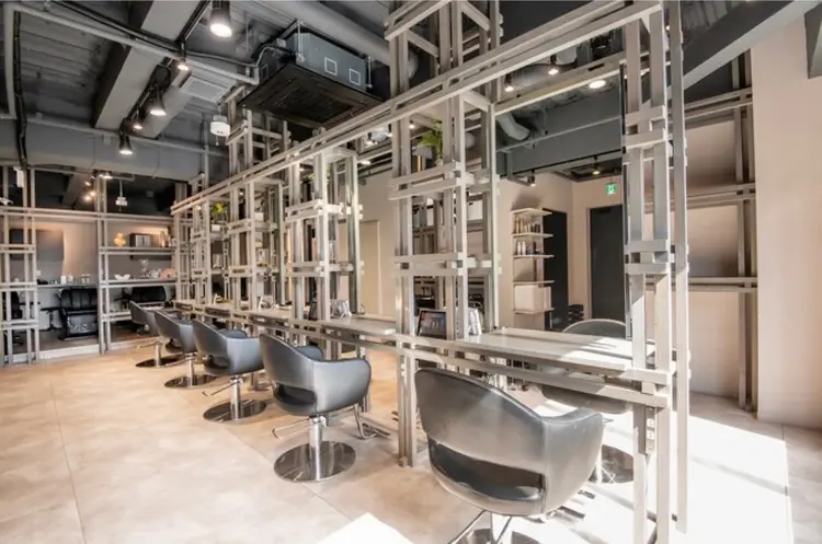 Dxxxx IIIの内観・外観1