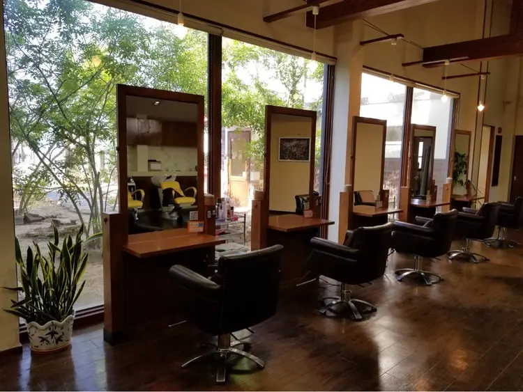 hairmake Lindoの内観・外観2