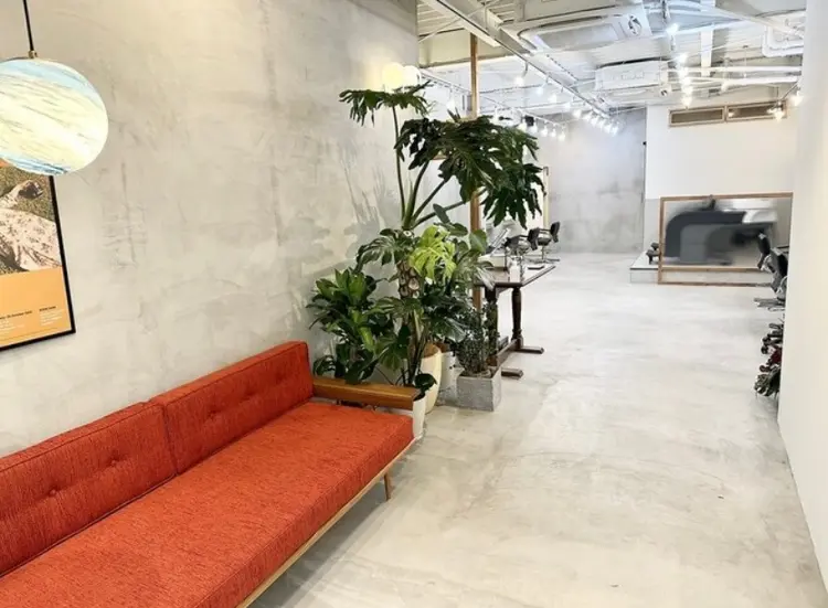 hugeの内観・外観2