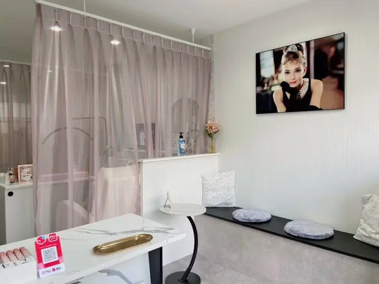 Eyelash salonSariの内観・外観1