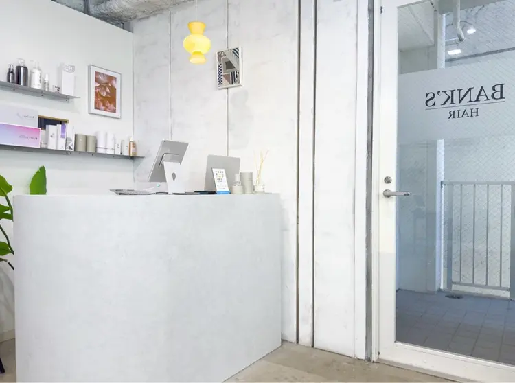 BANK'S HAIRの内観・外観1