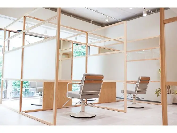 Spin hair烏丸店の内観・外観1