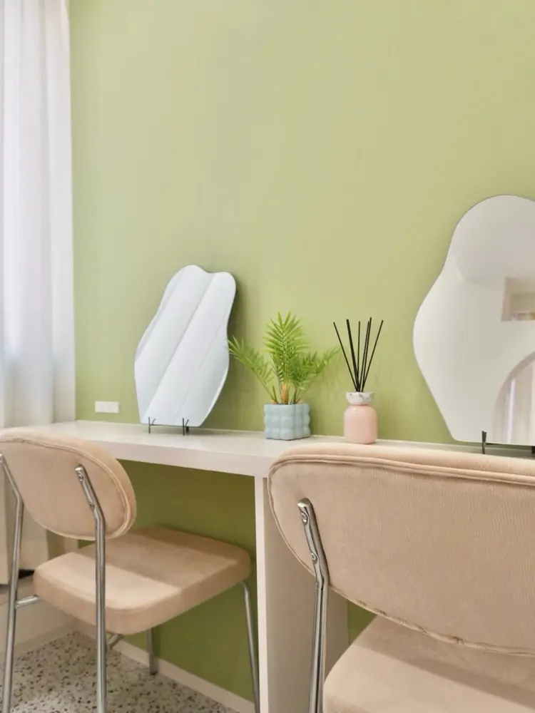 eight eyelash池袋店の内観・外観2