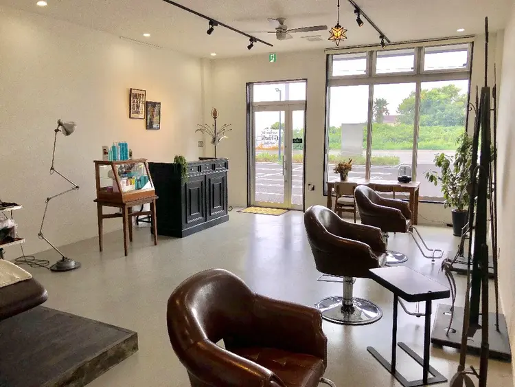 hair&make 　gluckの内観・外観1