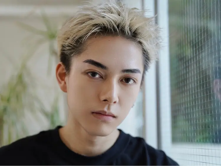 ME.REBO銀座店の内観・外観1