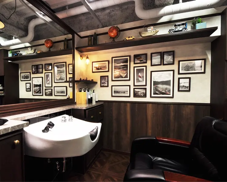 LAVIE NEW STANDARD BARBER 横浜店の内観・外観2