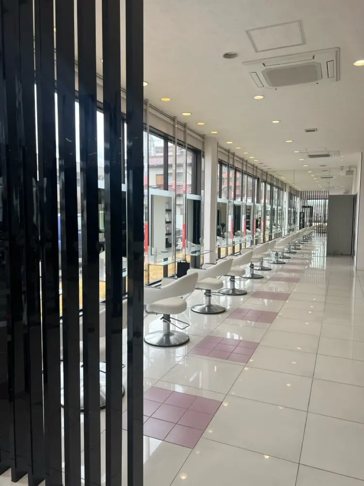 Earth前橋店の内観・外観2