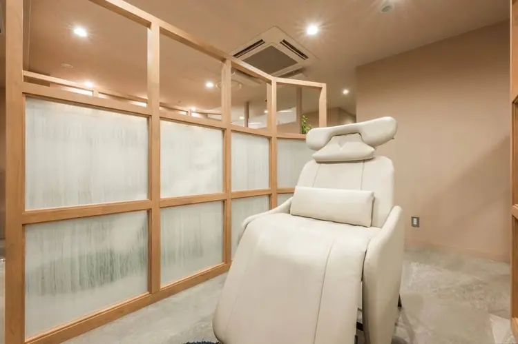 Loeyle  eyelashの内観・外観2