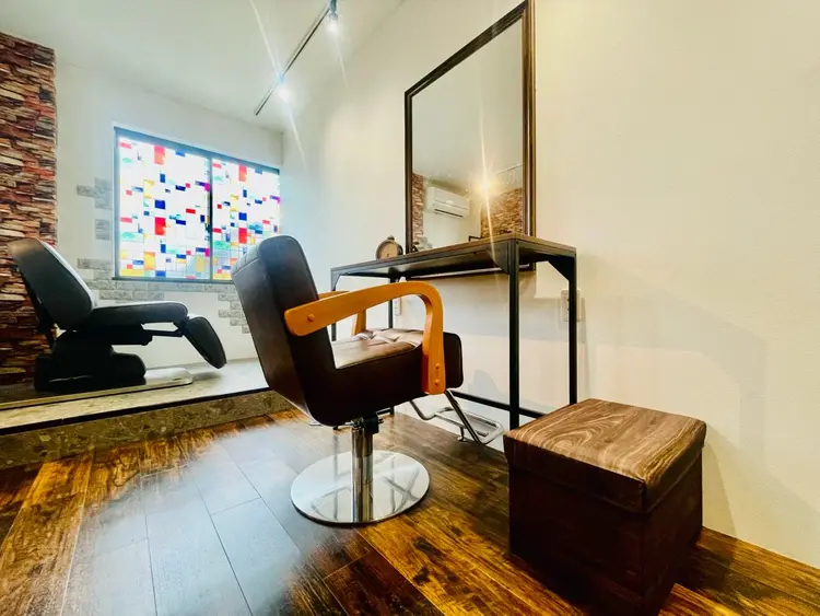 Poly-Fの内観・外観2