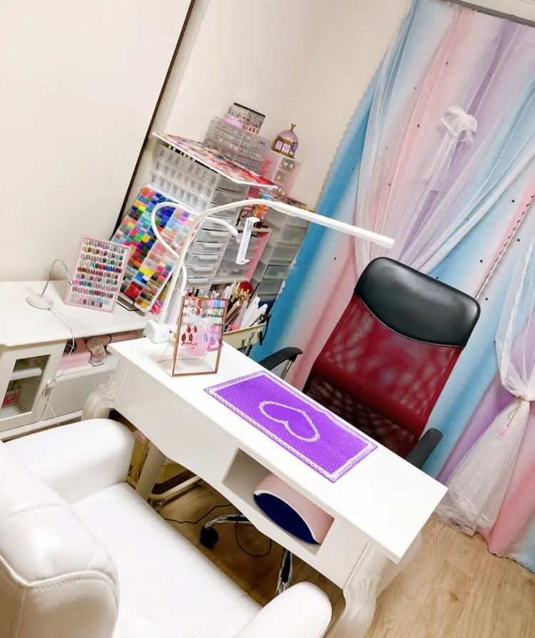 RiZ Nailの内観・外観1