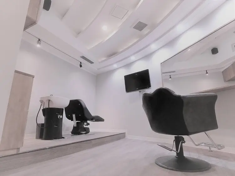 COREの内観・外観1