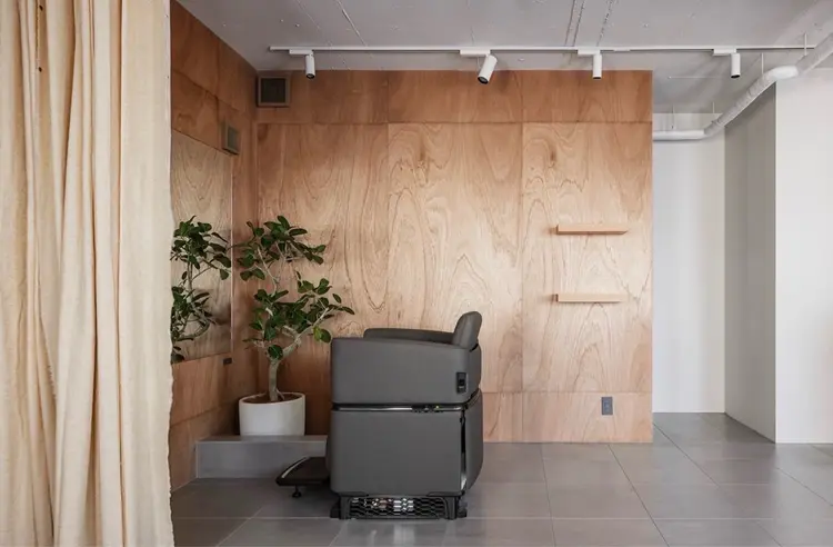 mellow hair&spa　【メロー ヘア&スパ】の内観・外観1