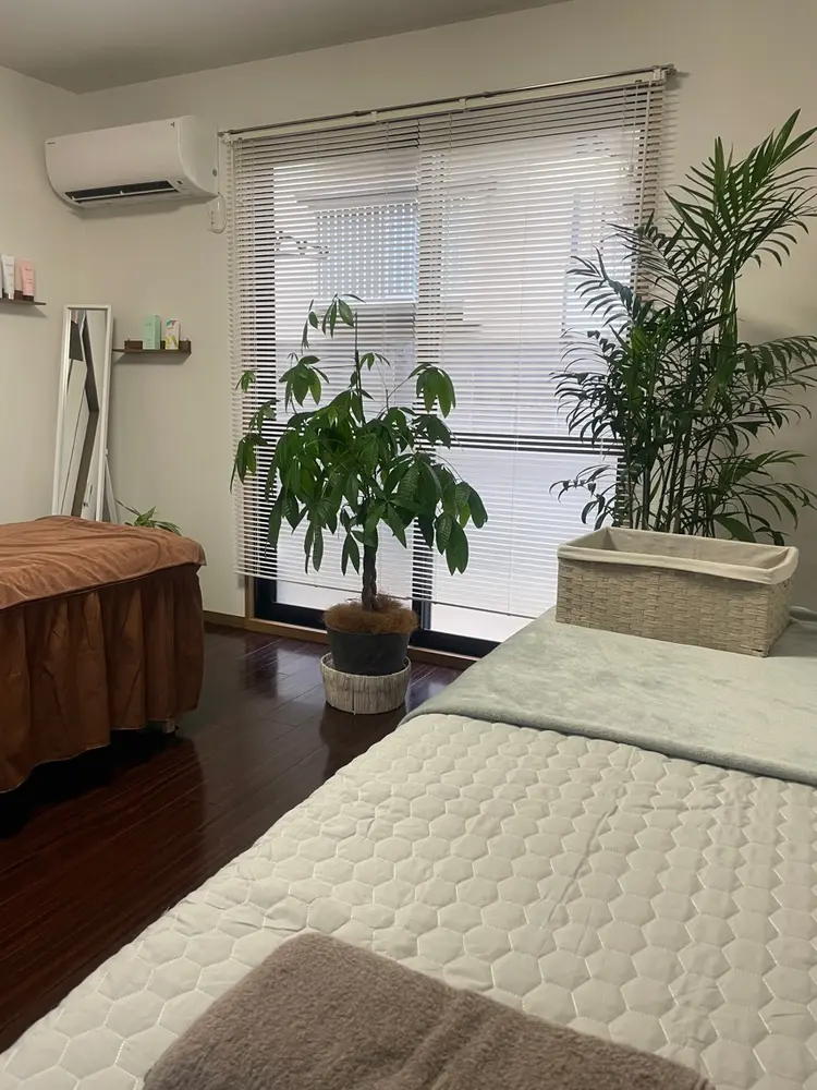 ∞ HACHIの内観・外観2