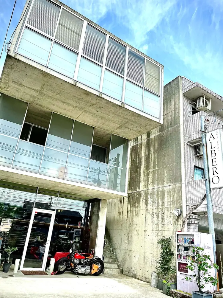 t.（ティードット）の内観・外観1