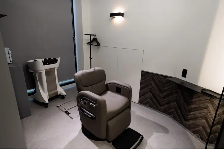 hair studio ARUIMの内観・外観3