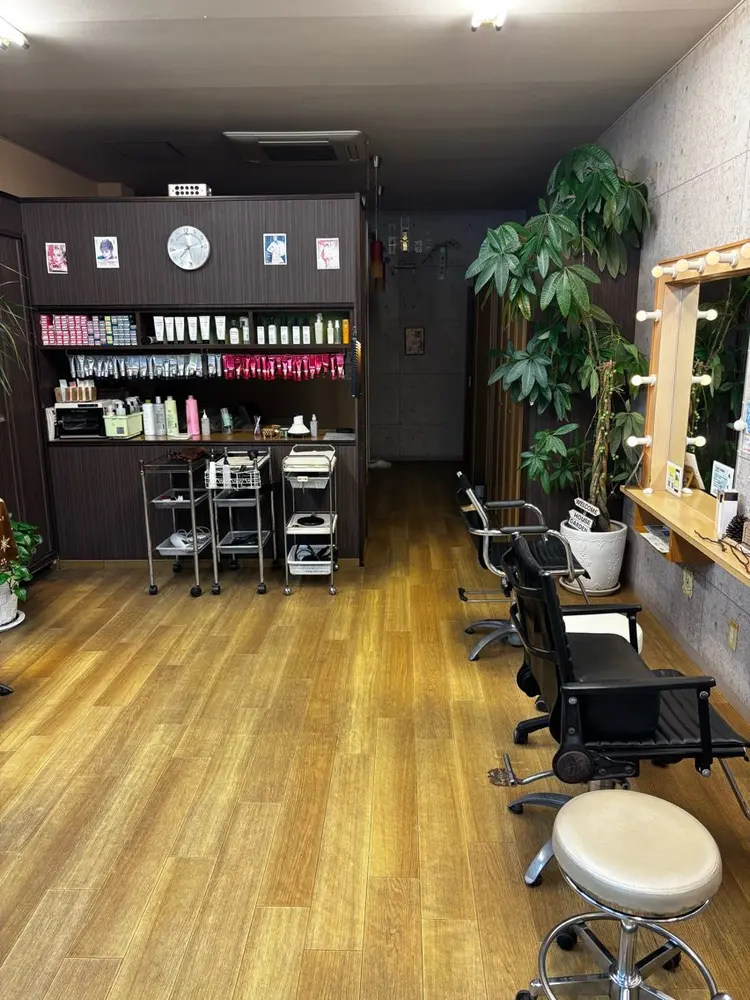 Le Salon CoCoLoの内観・外観3