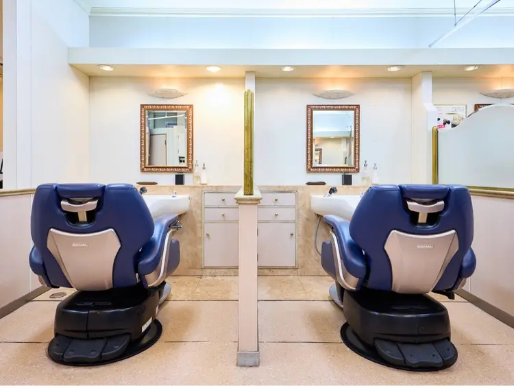 銀座マツナガ新宿パークタワー店の内観・外観1