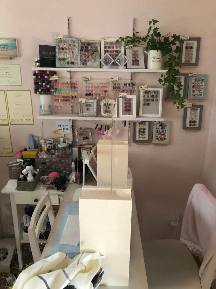 L.nailの内観・外観1