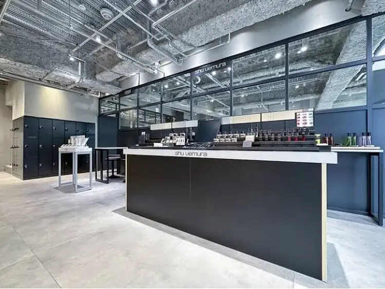 ALBUM銀座店の内観・外観1