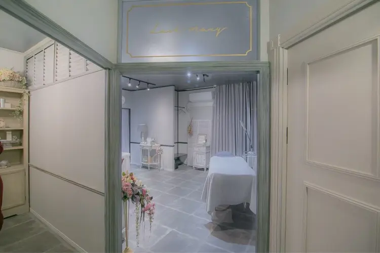 LASH MARY(ラッシュマリー)の内観・外観1